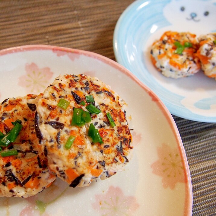 【離乳食取分け】鶏とヒジキのハンバーグ